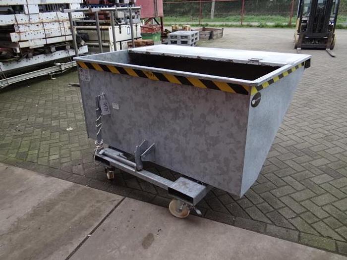 Used tiltable bin forklift galvanized