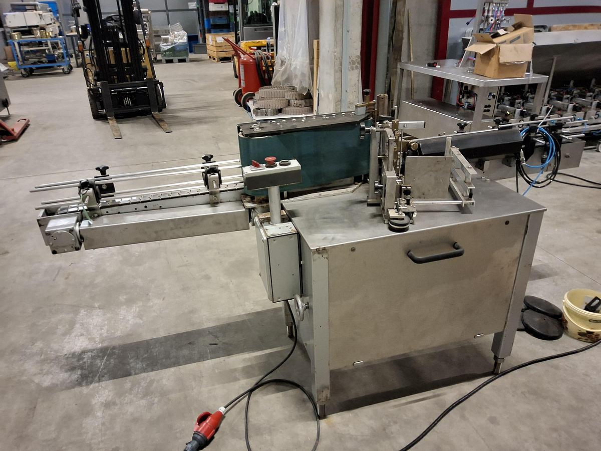 Gebruikt Langguth Unomatic wetglue labeler