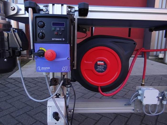 Used Videojet carton labeler with coder