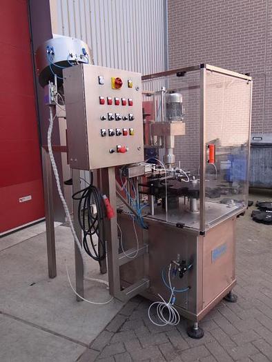 Used 1998 Pencon B.V DAV-1 pick and place capper