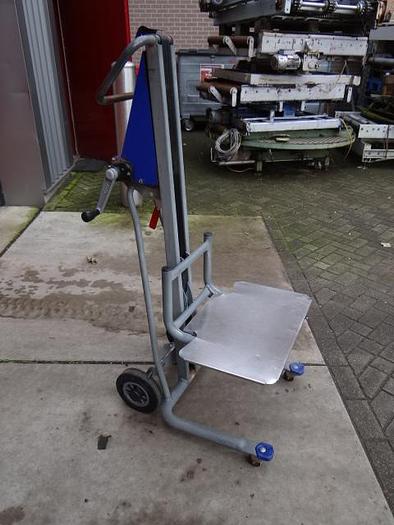 Used Manual lifting platform