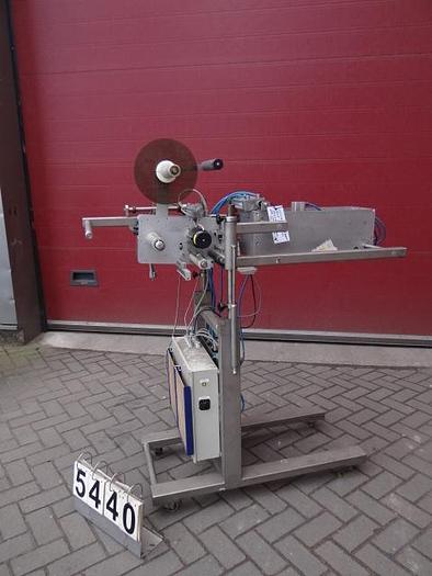 Used Etiketteermachine voor stickers
