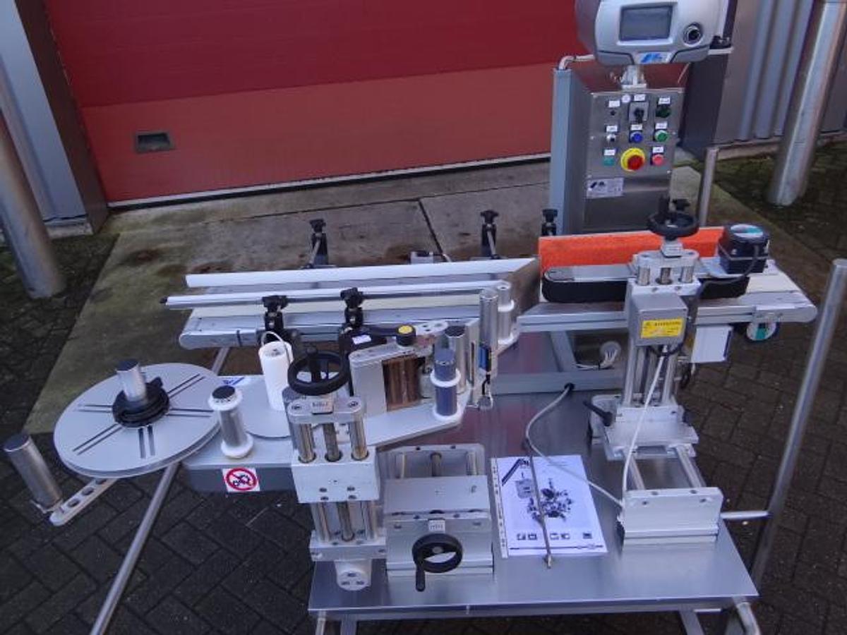 Gebruikt Labeling machine side label Altech