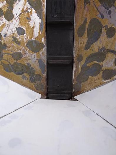 Used Calumatic cap elevator