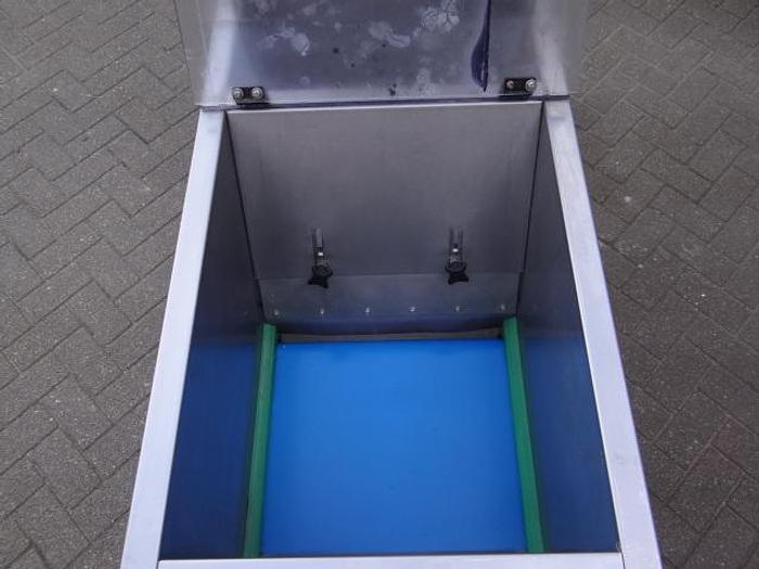 Used cap elevator and sorter