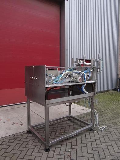 Used 2 station piston filler 5ltr