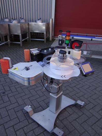 Used Videojet carton labeler with coder