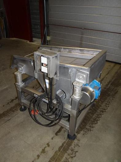 Used Vibrating seeve