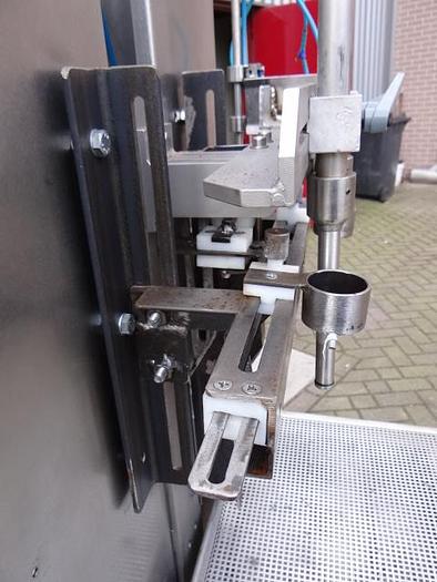 Used 2 station piston filler