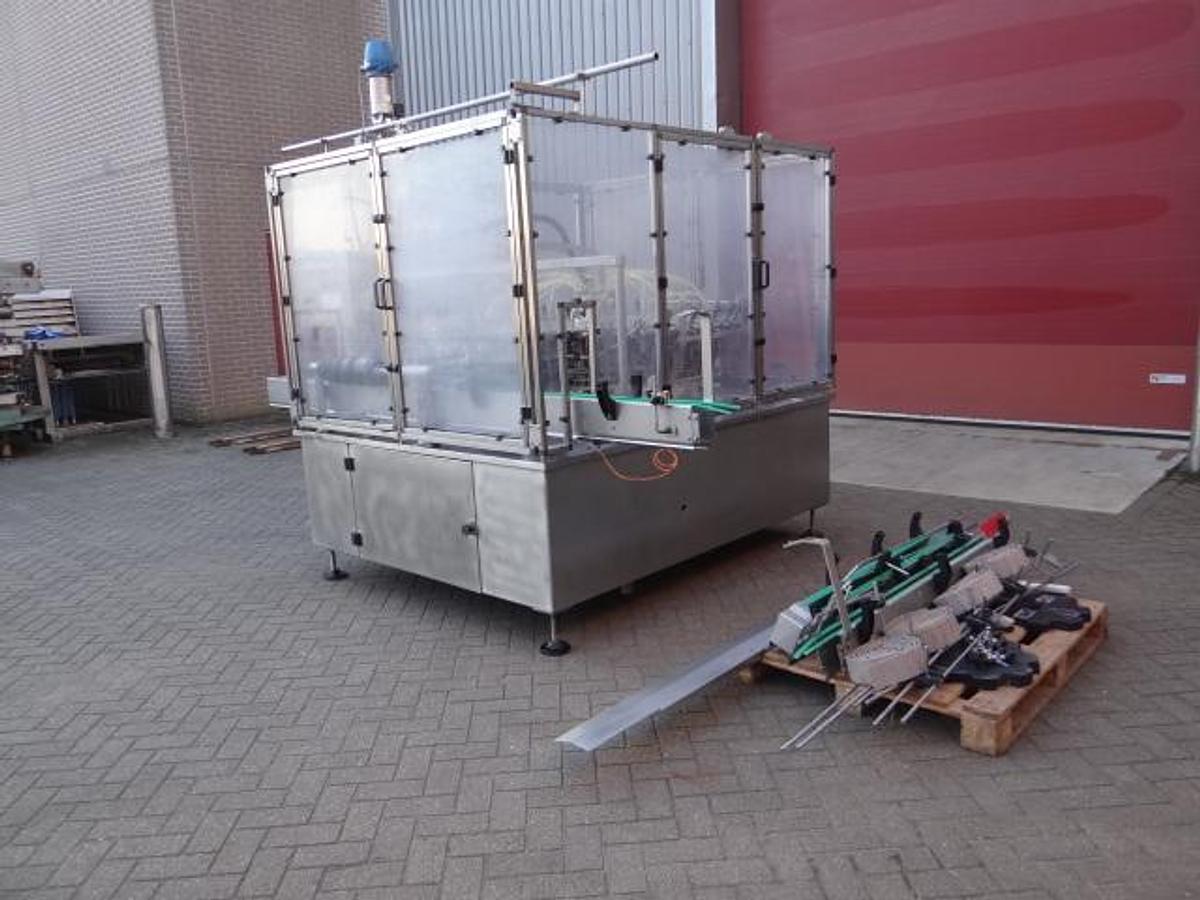 Gebruikt Empty bottle cleaner PET 0,3/0,5ltr