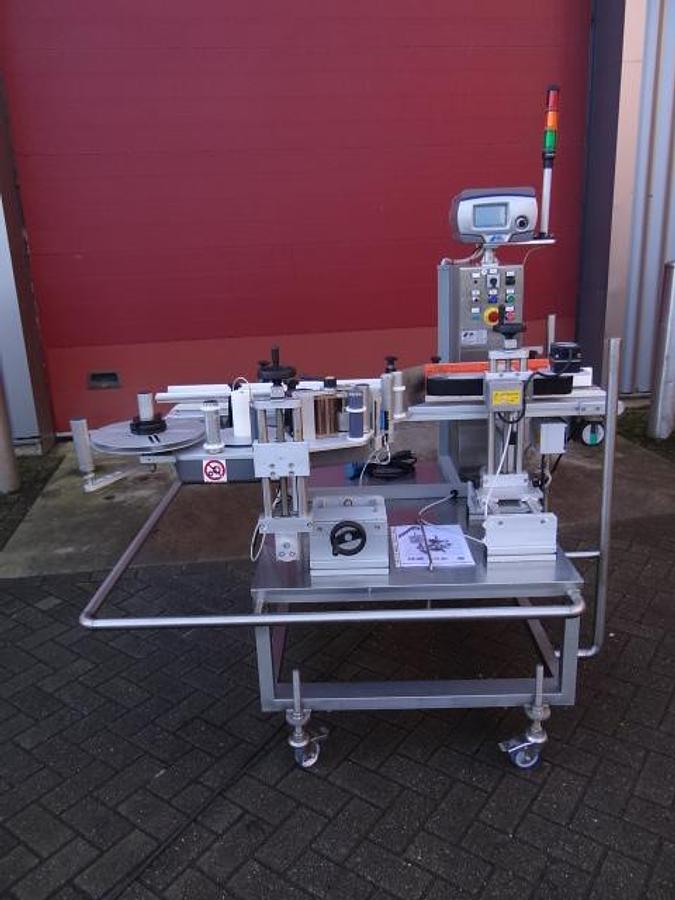 Gebruikt Labeling machine side label Altech