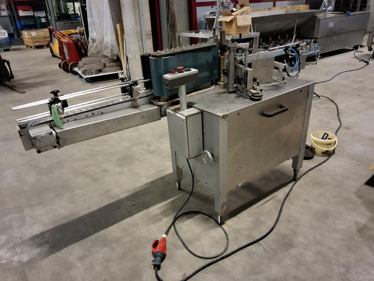 Gebruikt Langguth Unomatic wetglue labeler