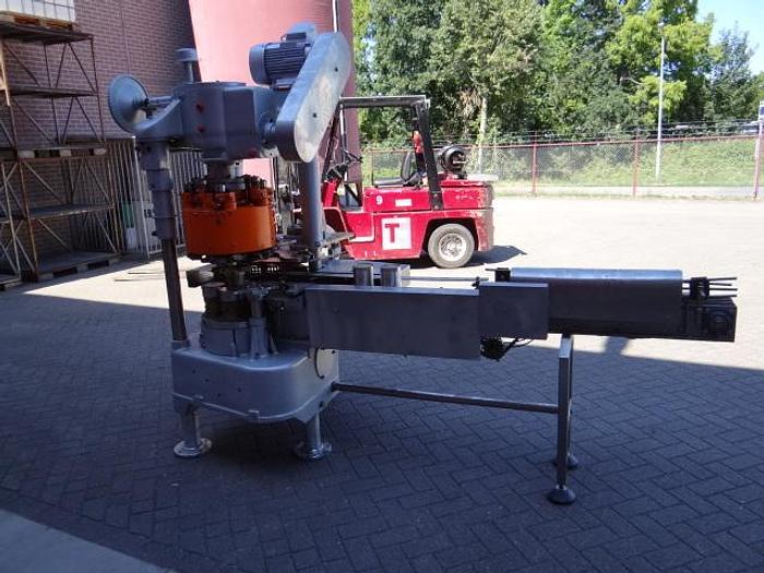 Used HCM 550 can seamer