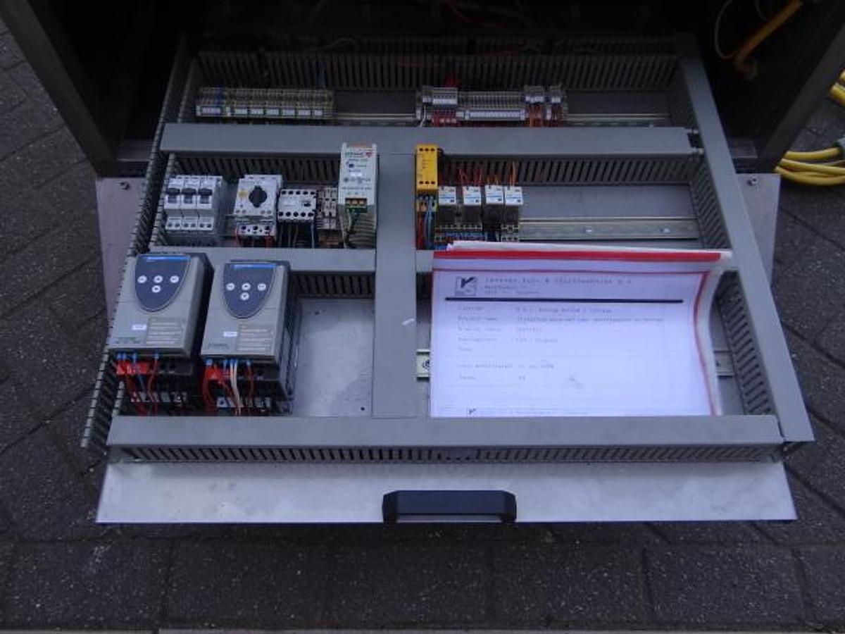 Gebruikt Automatic selfadhesive labeler spot or wrap around