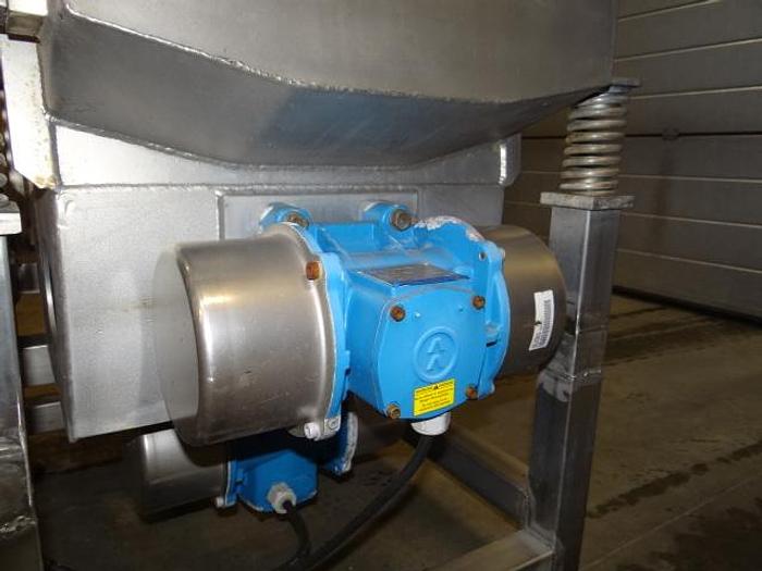 Used Vibrating seeve