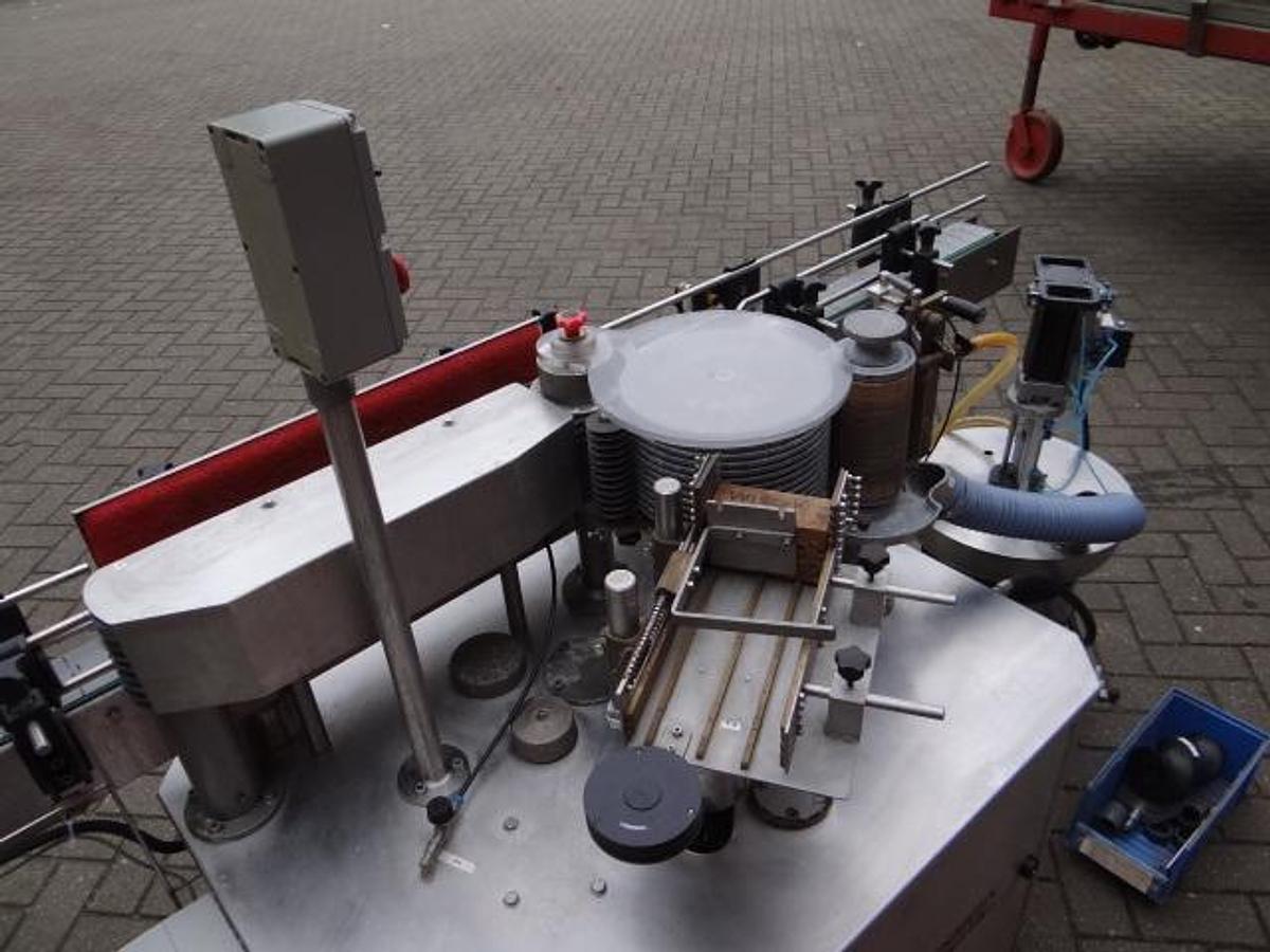 Gebruikt Automatic wetglue labeler