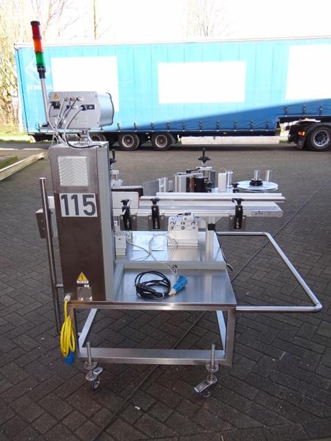 Gebruikt Labeling machine side label Altech