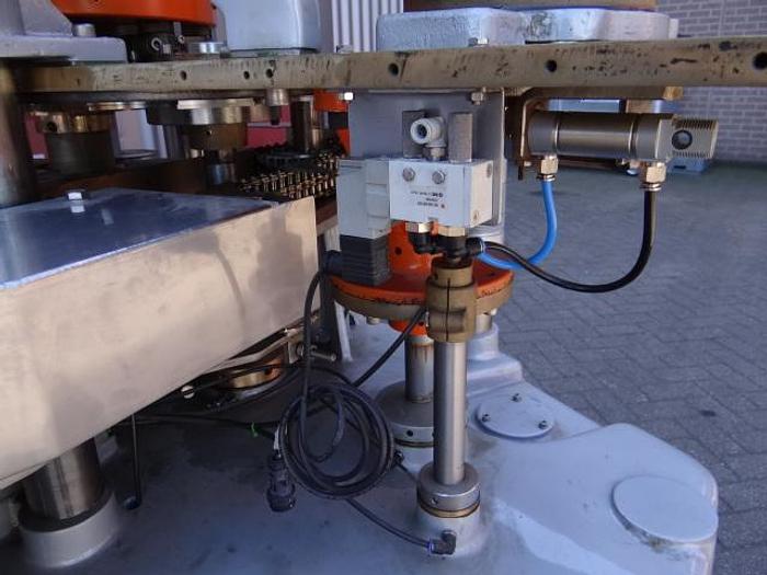 Used HCM 550 can seamer