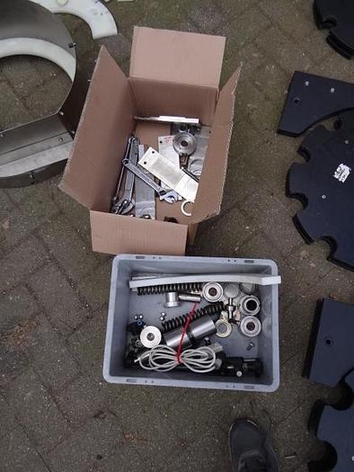 Used 1998 Pencon B.V DAV-1 pick and place capper