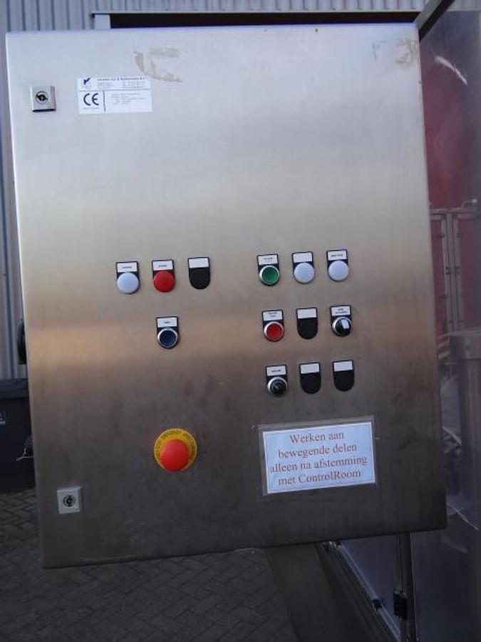 Gebruikt Empty bottle cleaner PET 0,3/0,5ltr