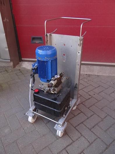 Used Staal hefplateau met verrijdbare hydro unit