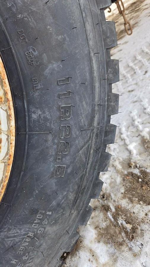 Used 2000 GMC C8500 Tandem Axle Bed Truck