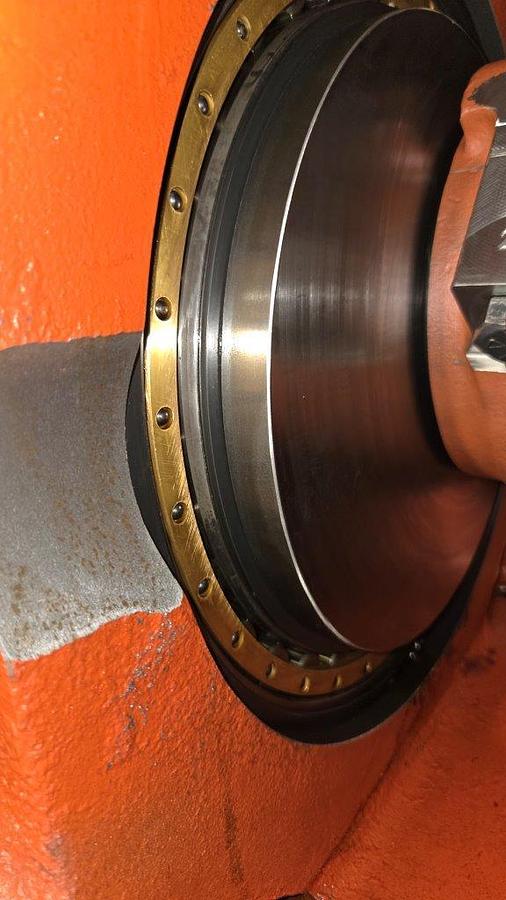 National Oilwell Varco "NOV" 250T-5M Triplex Pump