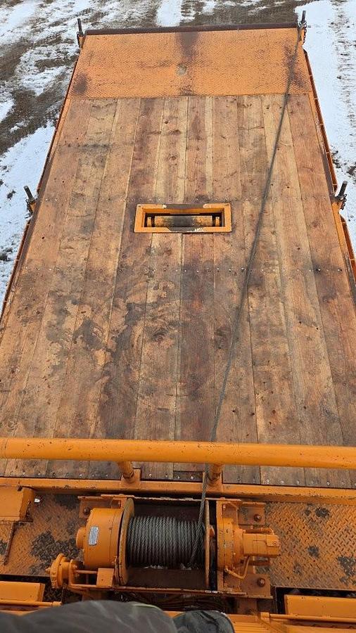 Used 2000 GMC C8500 Tandem Axle Bed Truck