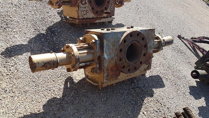 Used Townsend T-81 7 1/16" 5M Single Ram BOP