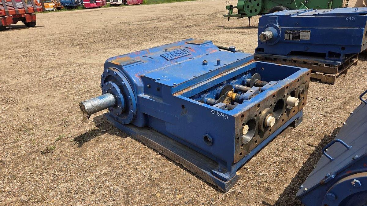 National Oilwell Varco "NOV" 350Q-5 Quintuplex Pump