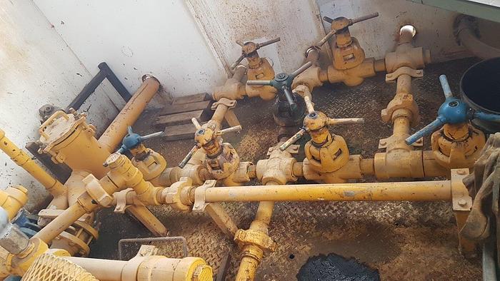 Used National JWS-300L Triplex Well Servicing Reversing Mud Pump Package