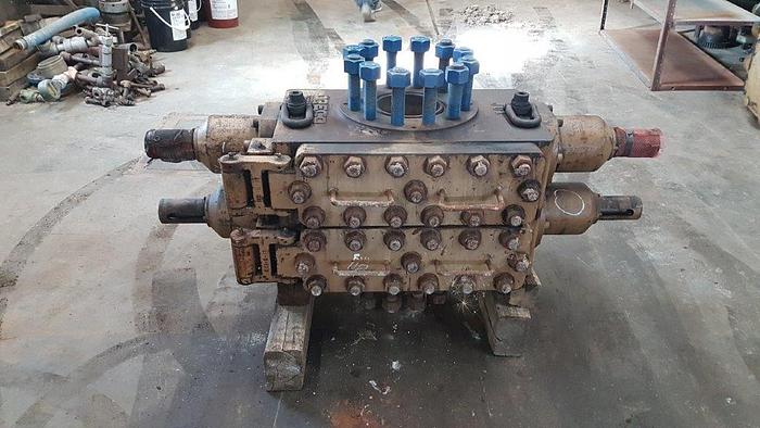 Used DRECO 7 1/16 5M Double Ram BOP