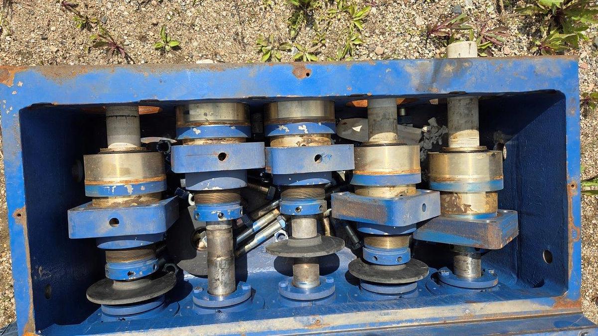 National Oilwell Varco "NOV" 350Q-5 Quintuplex Pump