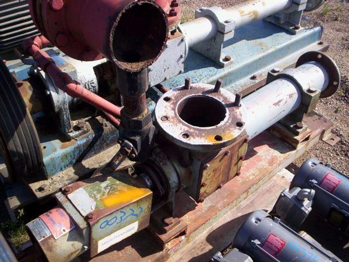 Used Robbins Myers 2E0FS1 4x6 Progressing Cavity Screw Pump