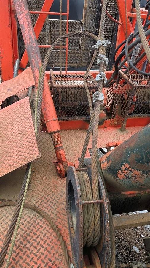 Used MOUNTAIN RIG MR 350 Oilfield Workover Rig / Service Rig / Pulling Unit