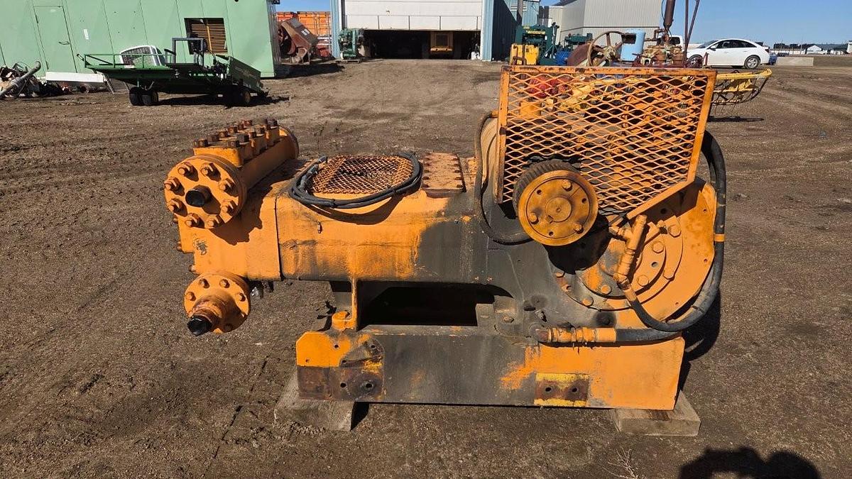 Used Oilwell 336P Triplex Mud Pump