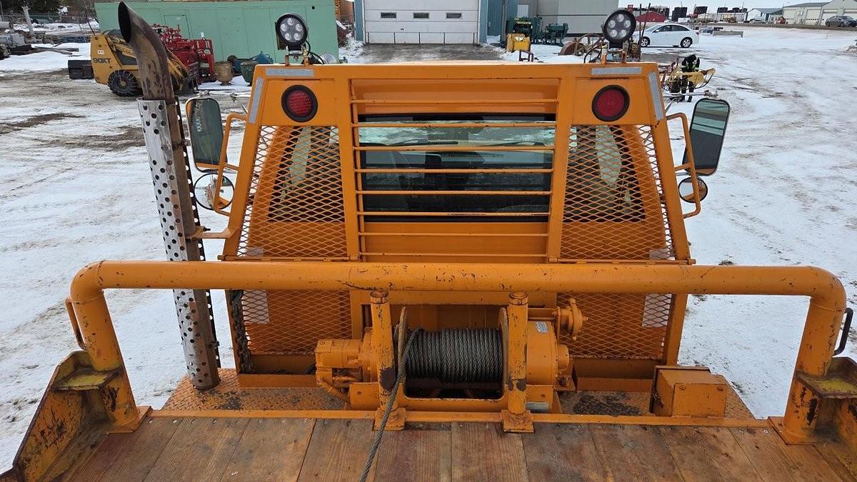 Used 2000 GMC C8500 Tandem Axle Bed Truck