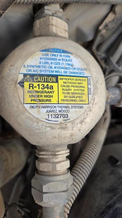 Used 2000 GMC C8500 Tandem Axle Bed Truck