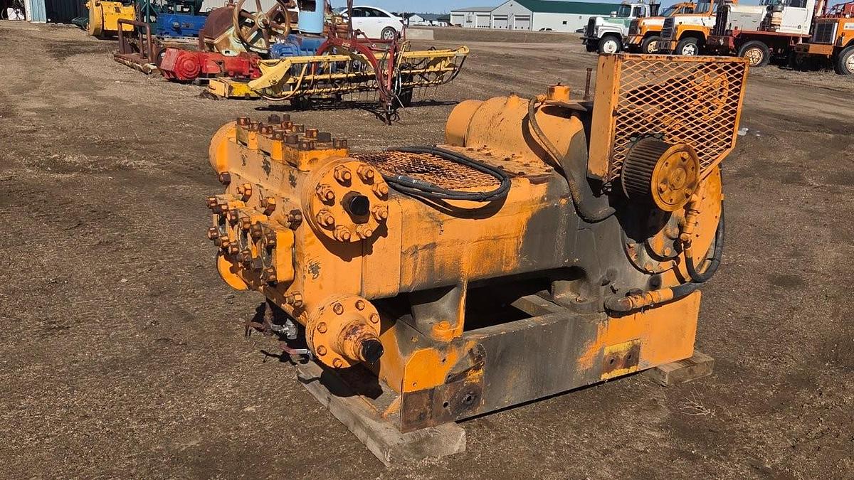 Used Oilwell 336P Triplex Mud Pump