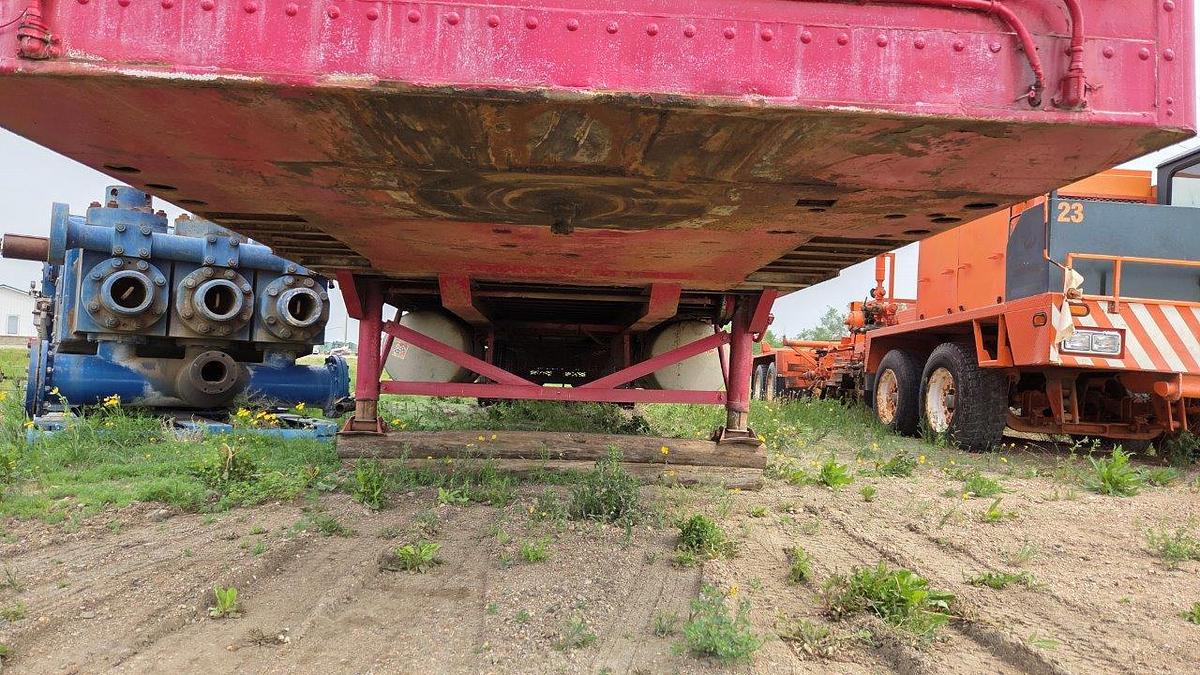 Used Alloy Trailers Inc 48' Tandem Axle Van Trailer