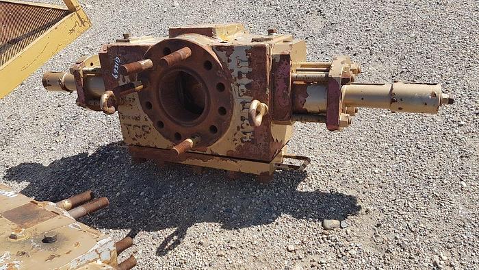 Used HYDRIL 7 1/16" 5M Single Ram BOP