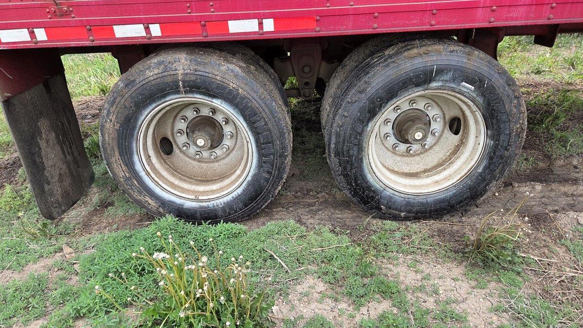 Used Alloy Trailers Inc 48' Tandem Axle Van Trailer