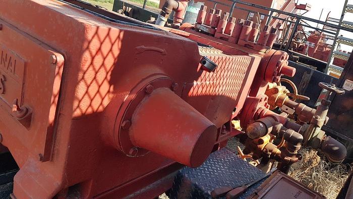 Used 1982 MACK RS686L ST Tandem Axle Oilfield Pump / Kill Truck