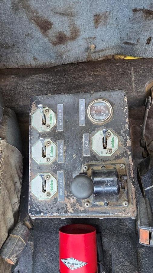 Used 2000 GMC C8500 Tandem Axle Bed Truck