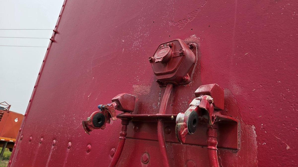 Used Alloy Trailers Inc 48' Tandem Axle Van Trailer