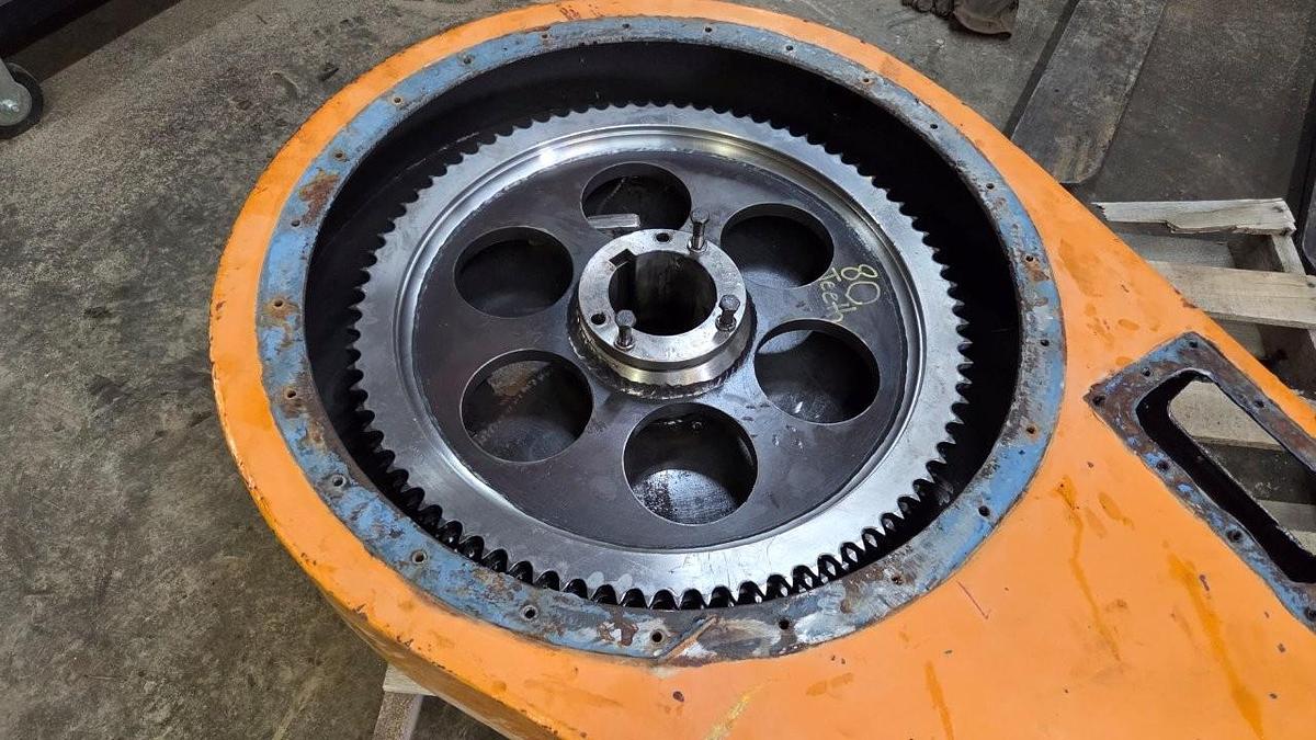 Used Chain Case 4.44:1