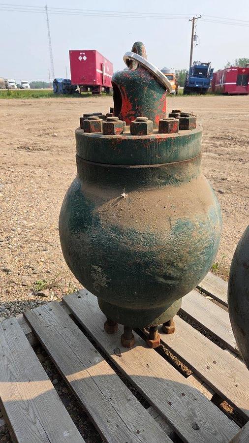 Used Continental Emsco PD 43 Pulsation Dampener