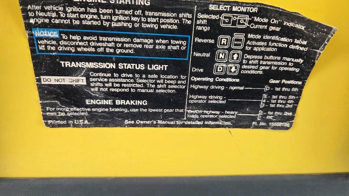 Used 2000 GMC C8500 Tandem Axle Bed Truck