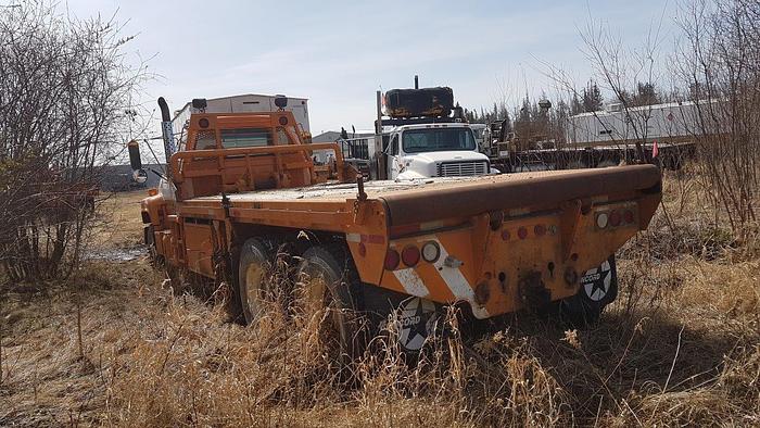 Used 2000 GMC Tandem Axle Bed Truck