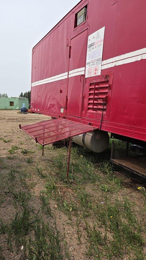 Used Alloy Trailers Inc 48' Tandem Axle Van Trailer